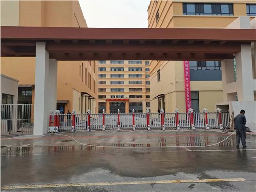 19米长鱼跃龙门4号哈尔滨华浦技工学校